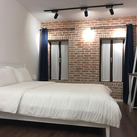 Old Bazaar Rooms Korce Buitenkant foto