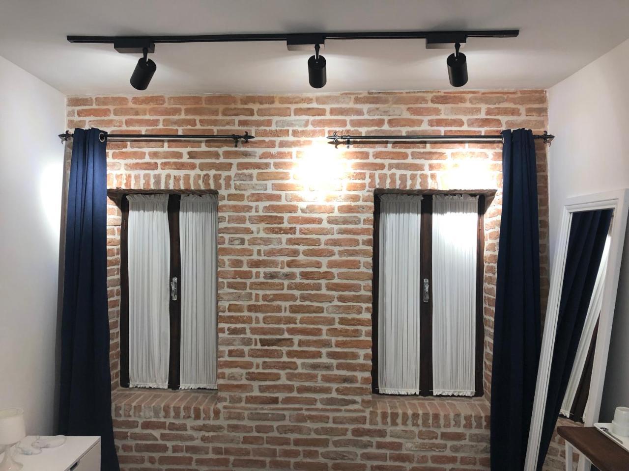 Old Bazaar Rooms Korce Buitenkant foto
