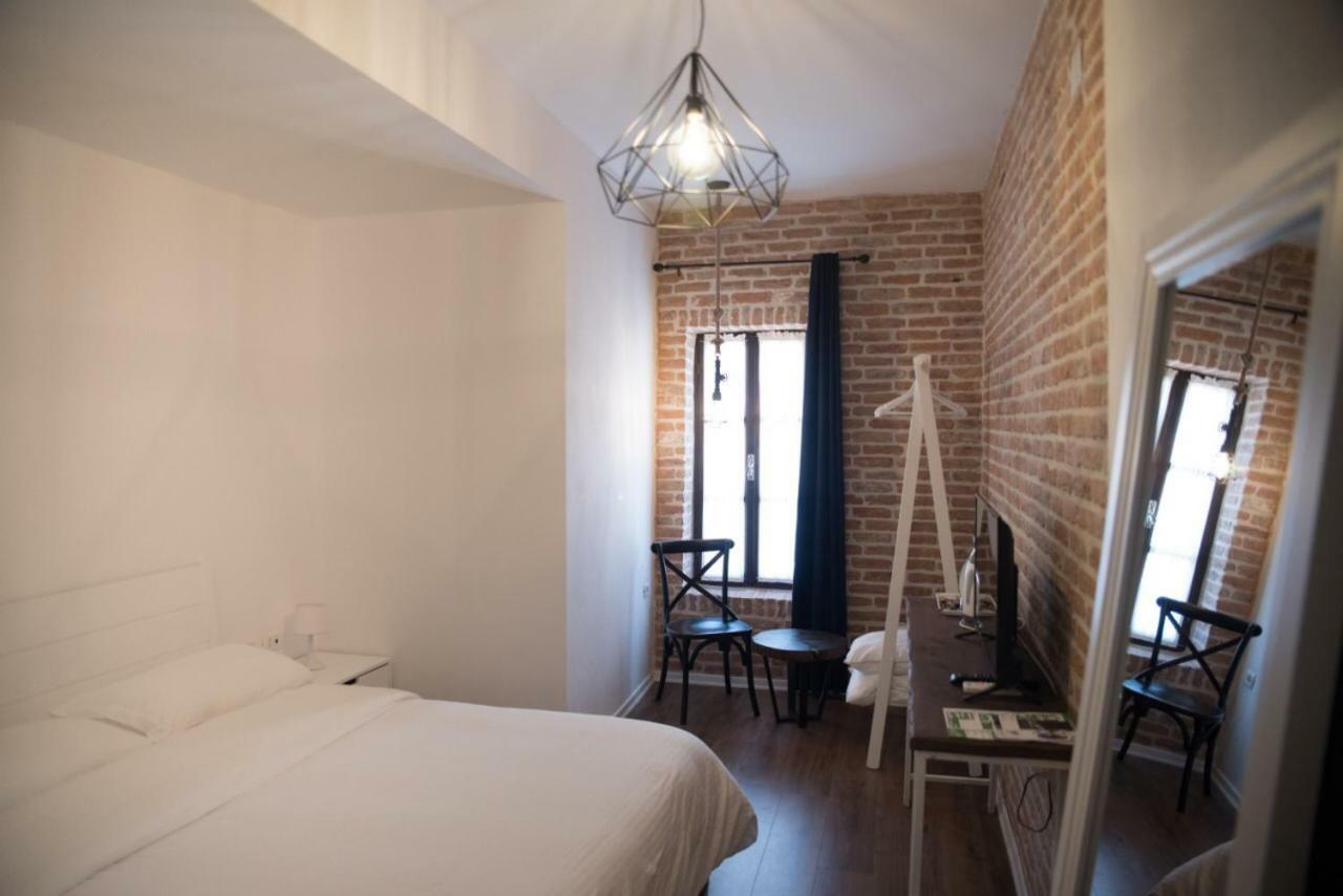 Old Bazaar Rooms Korce Buitenkant foto